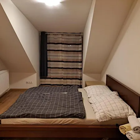 Cozy Penthouse Apartment In Old Town Bratislava Exterior photo