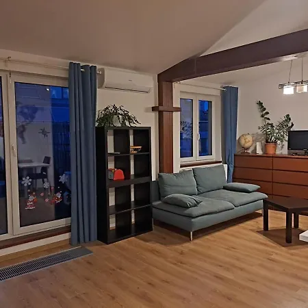 Cozy Penthouse Apartment In Old Town Bratislava Exterior photo