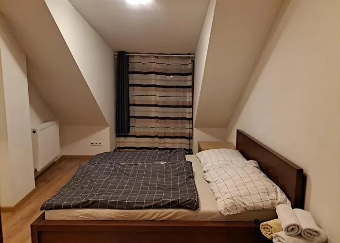 Cozy Penthouse Apartment In Old Town Bratislava