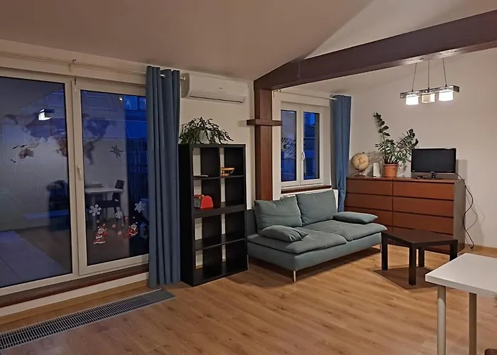 Cozy Penthouse Apartment In Old Town Bratislava